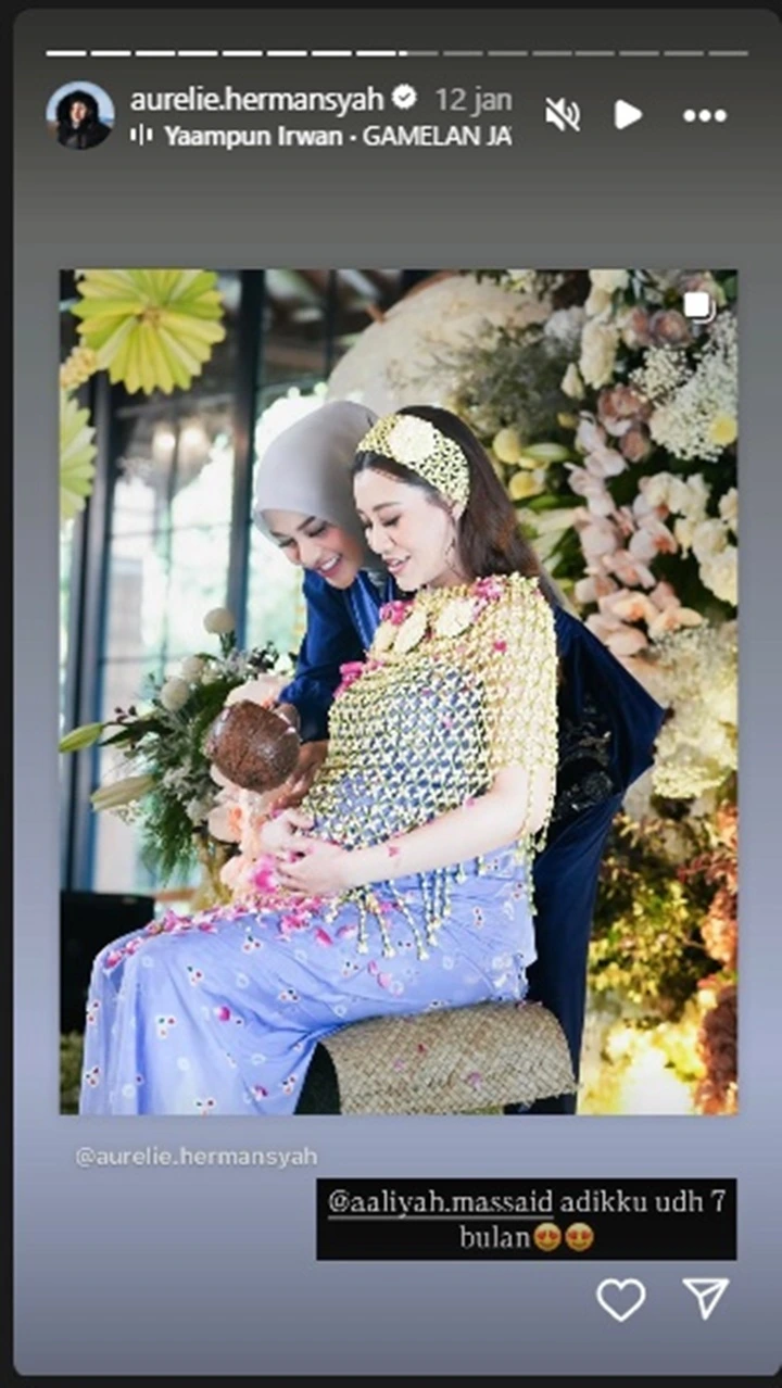 Instagram @aurelie.hermansyah