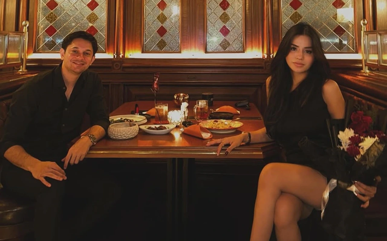 Andrew Andika Perdana Pajang Foto Rayakan Ultah Pacar Cantik usai Diduga Kenalkan pada Anak