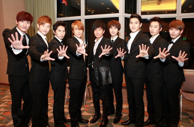 Gambar Foto Super Junior dan Super Junior-M Tergabung dalam SM Entertainment