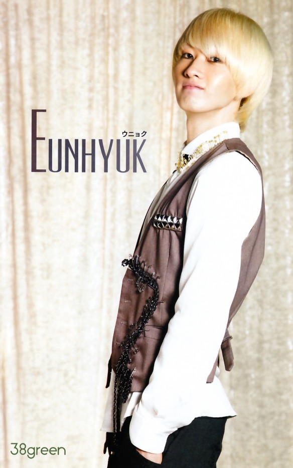 Gambar Foto Eunhyuk di Majalah Music Bank Japan