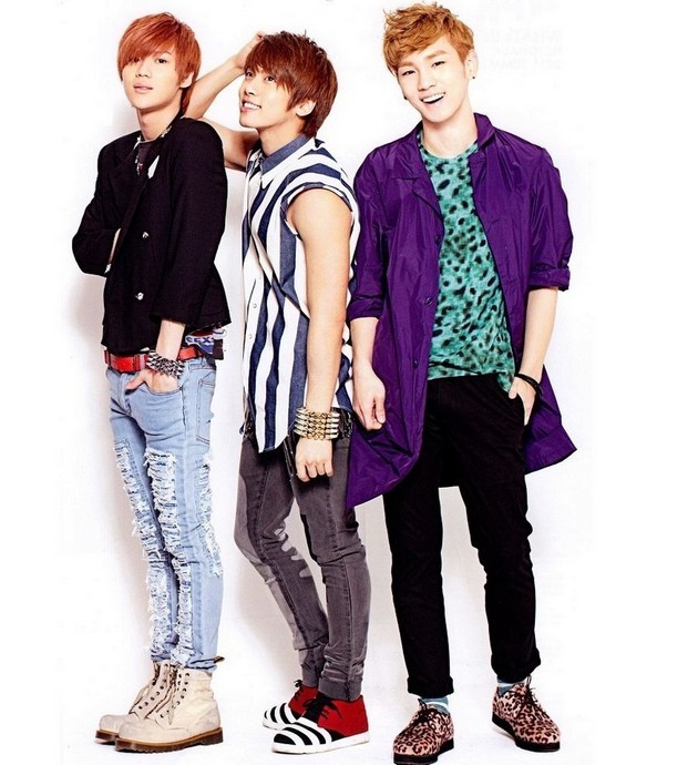 Gambar Foto Key, Jonghyun, dan Taemin di Katalog Fashion