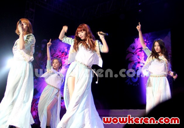 Gambar Foto Penampilan 4Minute di Showcase '4Minute Volume Up Party'