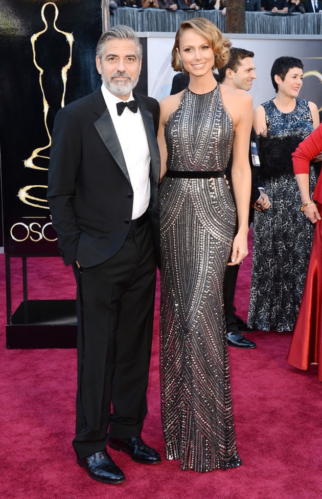 Gambar Foto George Clooney dan Stacy Keibler di Red Carpet Oscar 2013