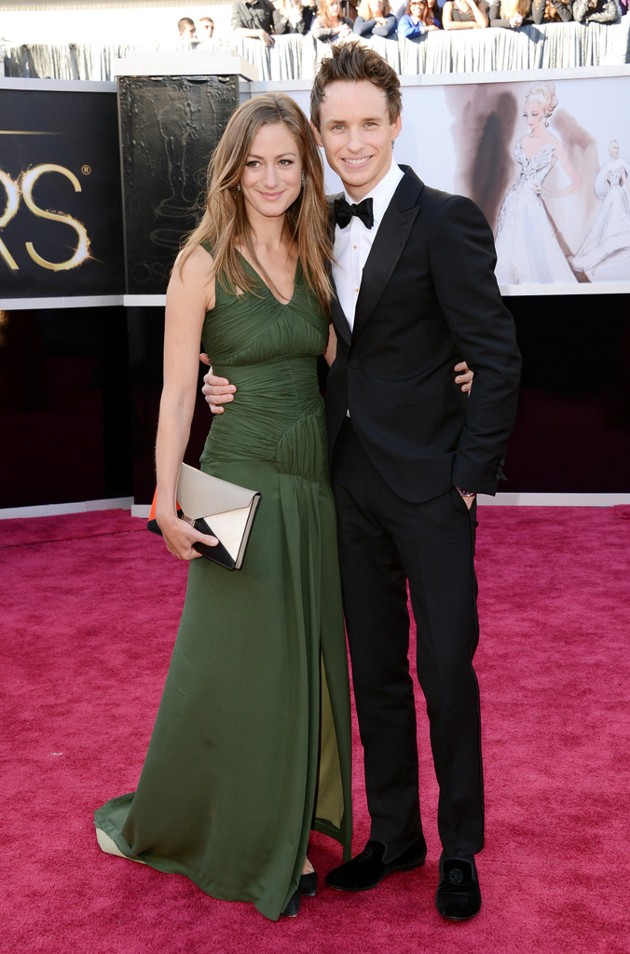 Gambar Foto Hannah Bagshawe dan Eddie Redmayne di Red Carpet Oscar 2013