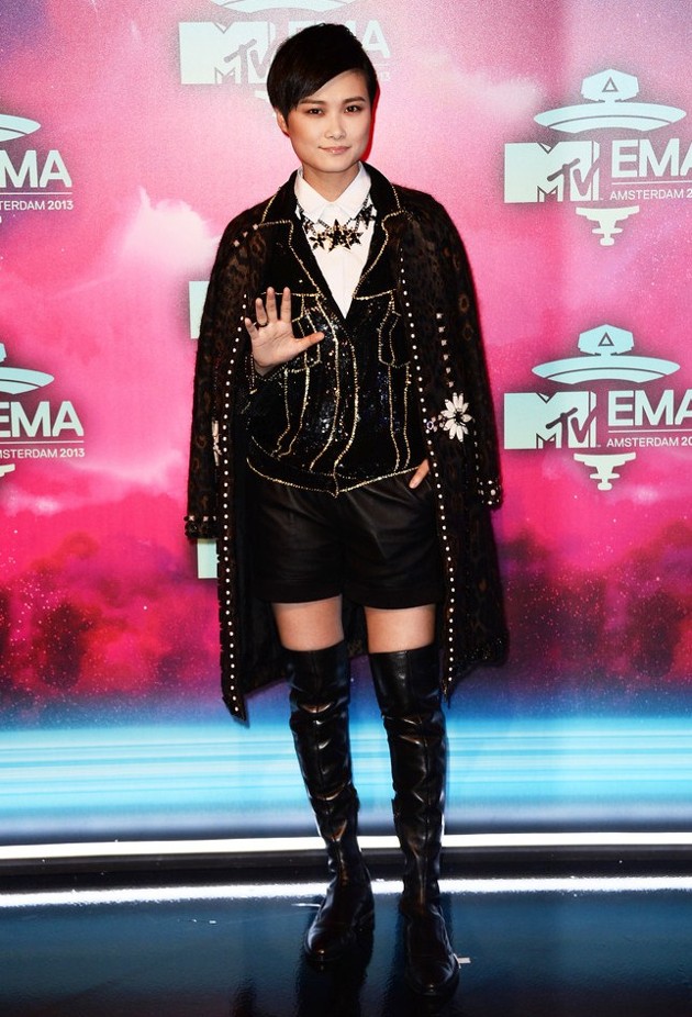 Gambar Foto Chris Lee di Red Carpet MTV EMAs 2013