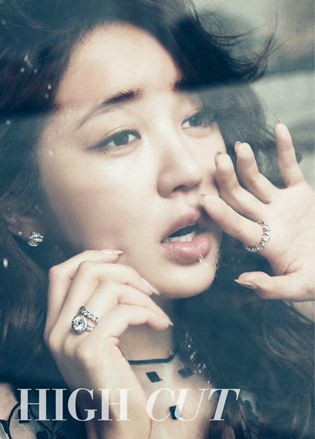 Gambar Foto Yoon Eun Hye di Majalah High Cut Edisi Maret 2014
