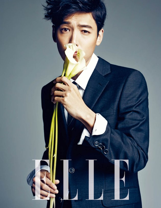 Gambar Foto Jung Kyung Ho di Majalah Elle Edisi Desember 2013