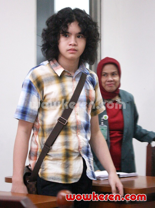 Gambar Foto Dul Jaelani Saat Menjalani Sidang Lanjutan di Pengadilan Negeri Jakarta Timur