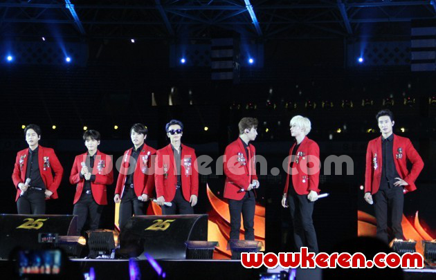 Gambar Foto Penampilan Super Junior-M di Mahakarya RCTI 25