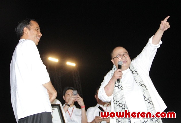 Gambar Foto Jokowi dan Jaya Suprana Usai Kirab Budaya