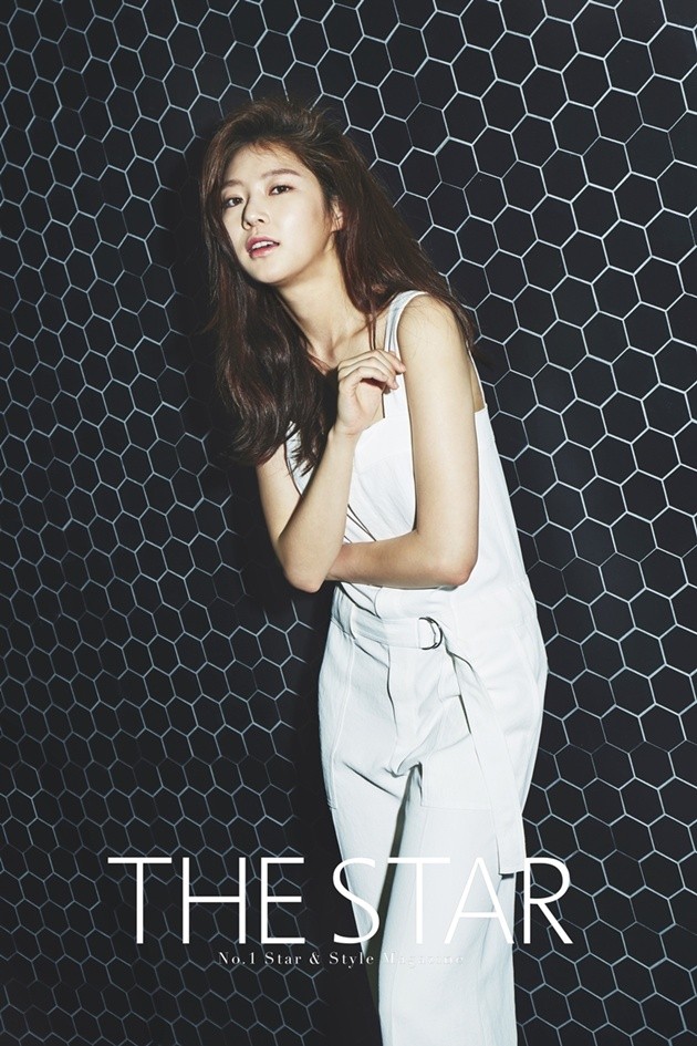 Gambar Foto Gong Seung Yeon di Majalah The Star Edisi Juli 2015
