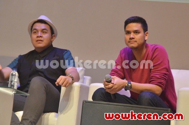 Gambar Foto Tulus dan Asta RAN di 'Tantangan 21 Hari Listerine Menuju Kemenangan'