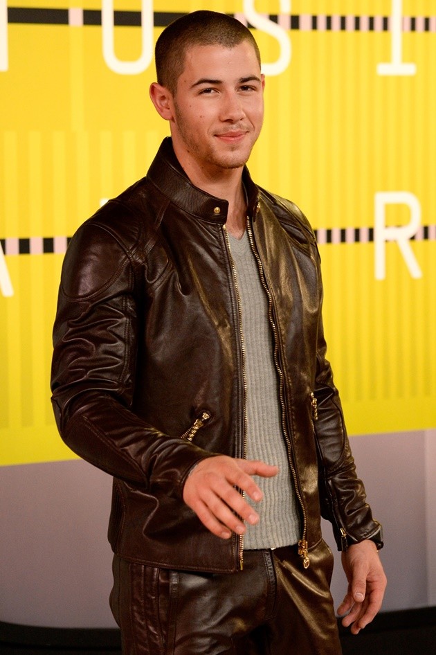 Gambar Foto Nick Jonas di MTV Video Music Awards 2015