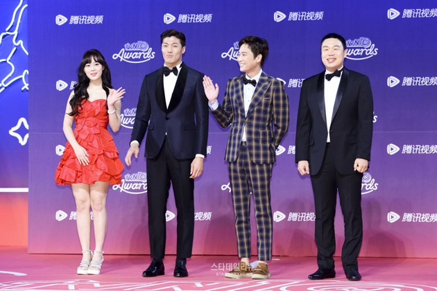 Gambar Foto Youngji cs Hadir Wakili Drama 'Another Miss Oh' di tvN10 Awards 2016