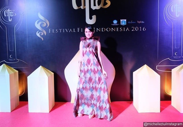 Gambar Foto Michelle Zudith Hadiri Festival Film Indonesia 2016