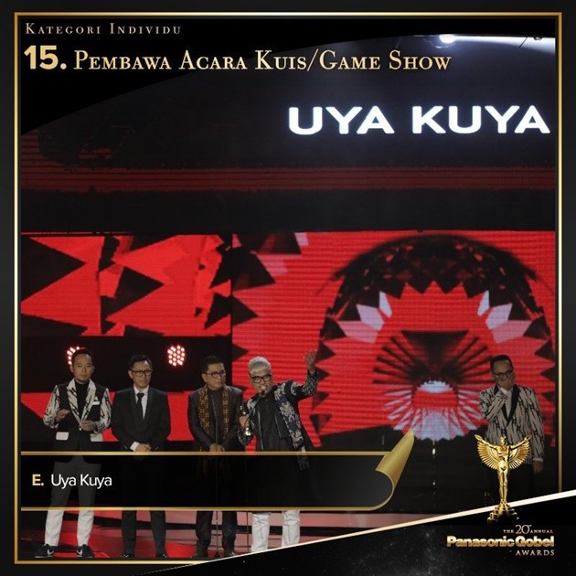 Gambar Foto Selain acara 'Rumah Uya', Uya Kuya juga mengantongi piala kategori Pembawa Acara Kuis atau Game Show tadi malam.