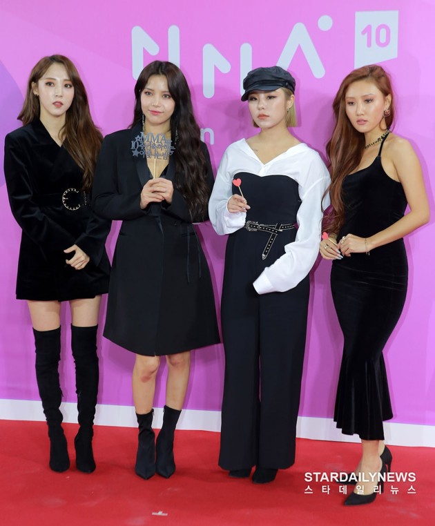 Gambar Foto Mamamoo di Red Carpet Melon Music Awards 2018