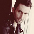 Adam Levine di Majalah Out