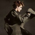 Sisi Trendy Emma Watson di Majalah Elle France
