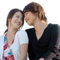 Salah satu adegan kedekatan Rain dan Song Hye Kyo di serial 'Full House'