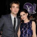 Robert Pattinson dan Kristen Stewart di Premier Twilight Saga Breaking Dawn - Part 1