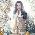 Demi Moore di promo busana Ann Taylor edisi akhir tahun