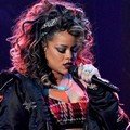 Rihanna tampak makin gemukan