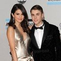 Selena Gomez dan Justin Bieber di Red Carpet AMA 2011