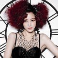 Han Ye Seul di Majalah Allure edisi Desember 2011