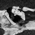Kate Beckinsale di Majalah Flaunt edisi Desember 2011