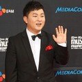 Huh Gak di Red Carpet Mnet Asian Music Awards 2011