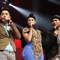 Ketiga Host Parade Global TV - Salut Indonesia 2011, Dinda, Edric dan Marsya