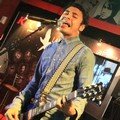 Ello Membawakan Lagu Pilihannya dari Album 'Damai Bersama-Mu'