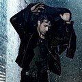 Ryan Gosling Rela Berhujan-hujanan di Majalah Interview