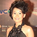Dinda Hauw di Red Carpet Festival Film Indonesia 2011