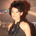 Dinda Hauw di Red Carpet Festival Film Indonesia 2011