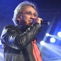Iwan Fals di Konser 'Dekade Trans Untuk Indonesia'