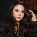 Audy Saat Peluncuran Album Finalis LA Light Start Up! 2011