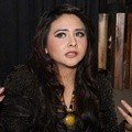 Audy Saat Peluncuran Album Finalis LA Light Start Up! 2011