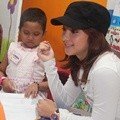 Nikita Willy Berkunjung ke Yayasan Kasih Anak Kanker Indonesia
