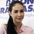 Arumi Bachsin Saat Dijumpai di Balon Raksasa Jakarta Hi Flyer Taman Bunga Keong Emas
