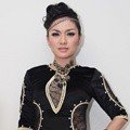 Vicky Shu di Konser Mega Bintang RCTI 2011