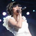 Momo Geisha di Konser 'Dekade Trans Untuk Indonesia'