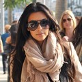 Kim Kardashian Menikmati Siang dengan Berbelanja