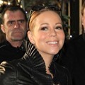 Mariah Carey Tiba di depan Hotel Dorchester