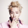 G-Dragon di Ikon Fashion Bean Pole