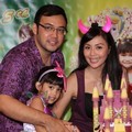 Tessa Kaunang dan Sandy Tumiwa di Perayaan Ulang Tahun Asha