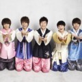 Beast dengan Pakaian Tradisional Korea