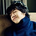 Lee Seung Gi berpose dalam berbagai keperluan pemotretan