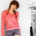 Sunny dengan Gaya Casual